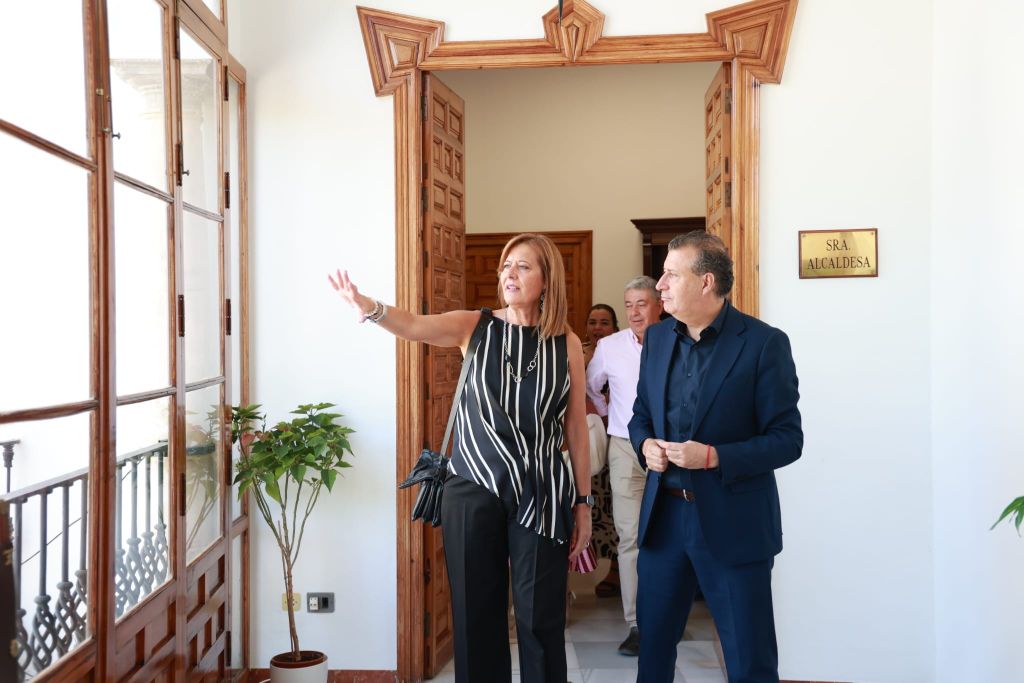 Finalizadas en Osuna las obras de semipeatonilización de la calle Carrera con una inversión de 670.000 € del Plan Más Sevilla
