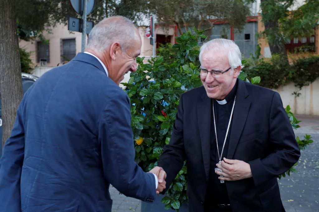El arzobispo de Sevilla preside en Tomares el III Encuentro de Docentes de la Fundación Diocesana de Enseñanza 