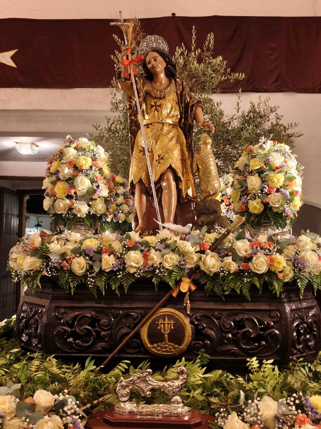 El Castillo de las Guardas celebra la festividad de San Juan Bautista con la procesión de su Patrón